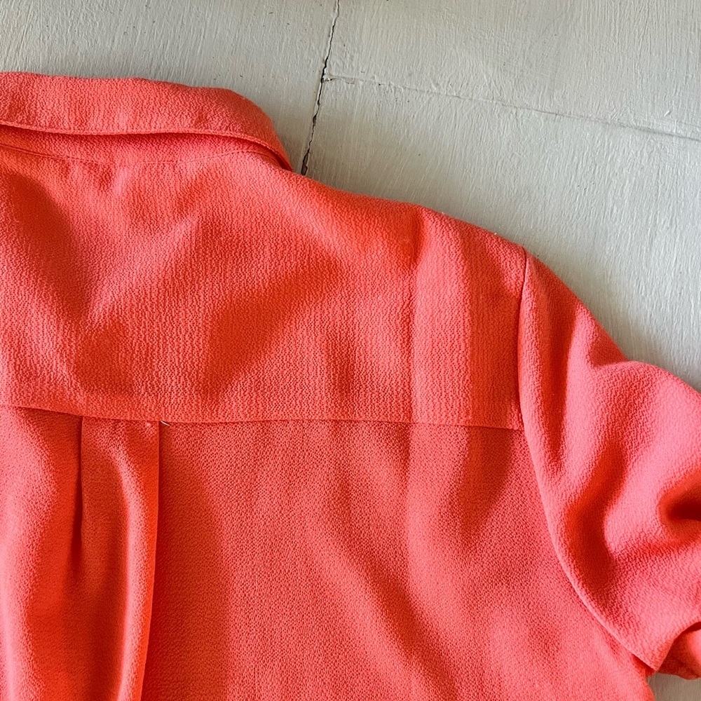 Pink Rose Coral Tie Front Button Up Blouse Short Sleeve Collared Top Size Small - Picture 4 of 5